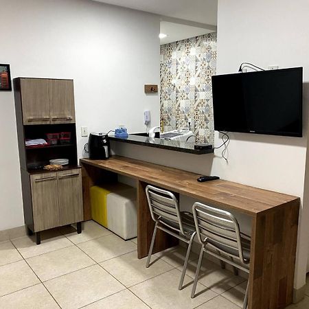 4 Aps Baratos, Confortaveis, Completos E Com Garagem Insta Thiagojacomo Гоянія Екстер'єр фото