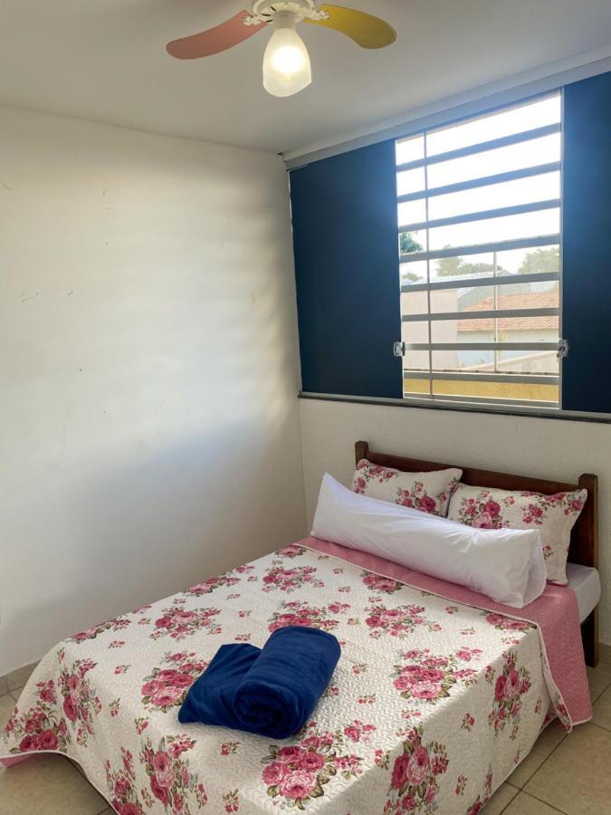 4 Aps Baratos, Confortaveis, Completos E Com Garagem Insta Thiagojacomo Гоянія Номер фото